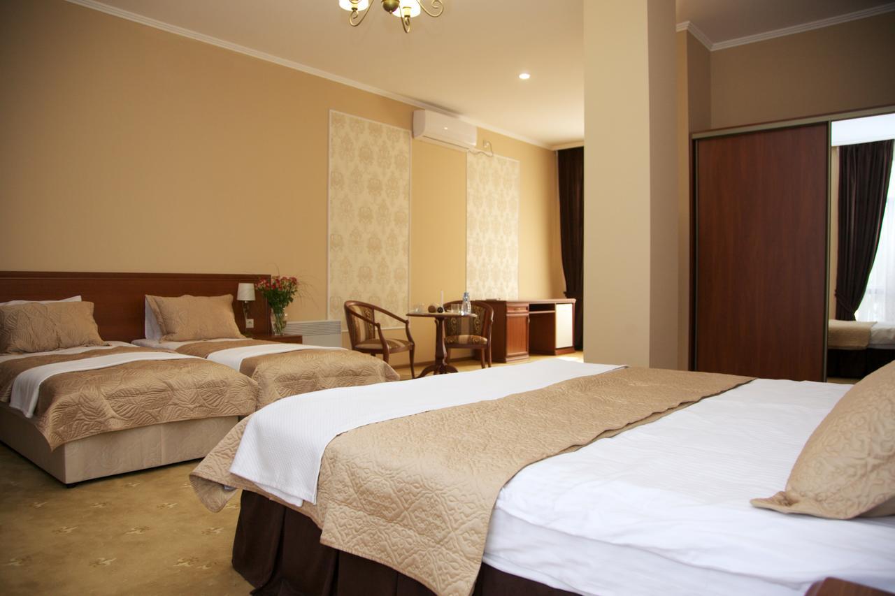 Dioskuria Hotel Suchumi Exteriér fotografie