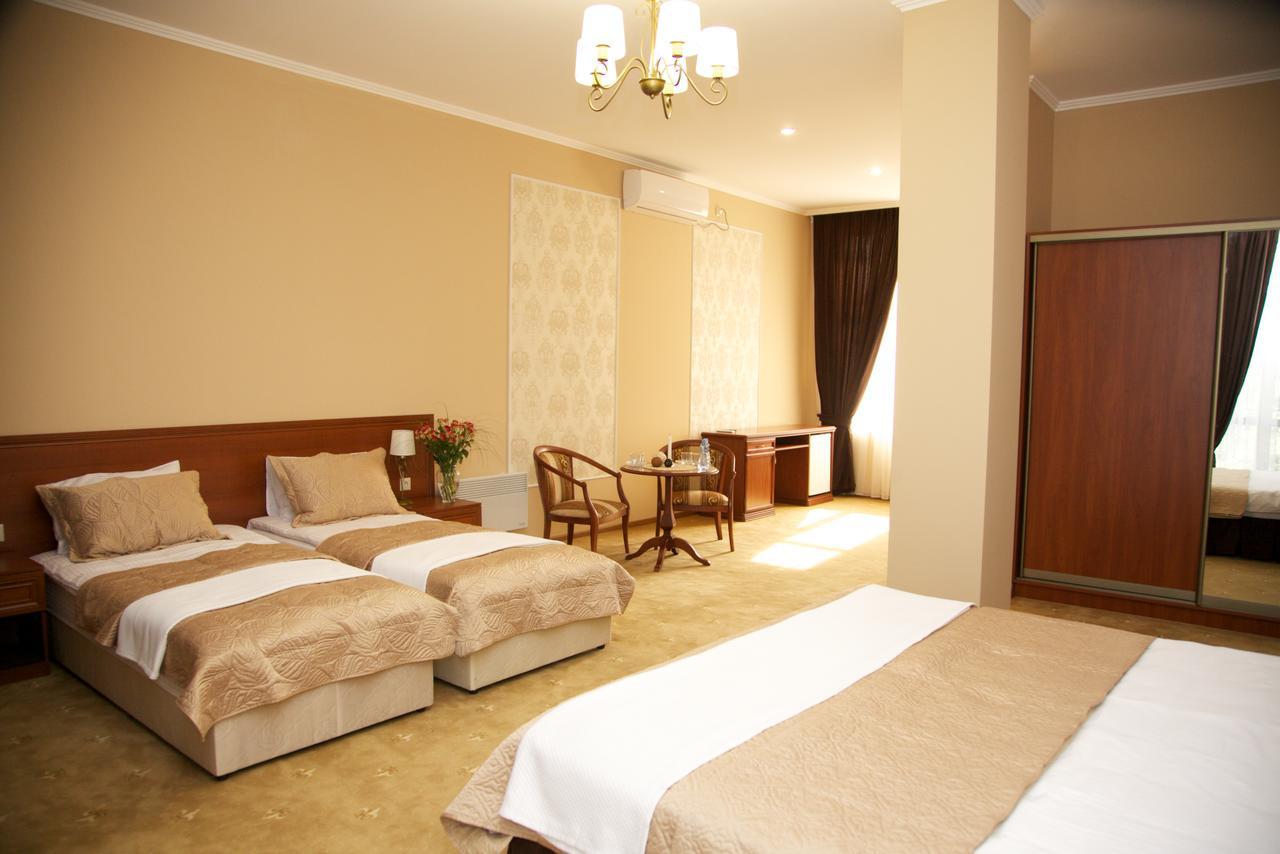 Dioskuria Hotel Suchumi Exteriér fotografie