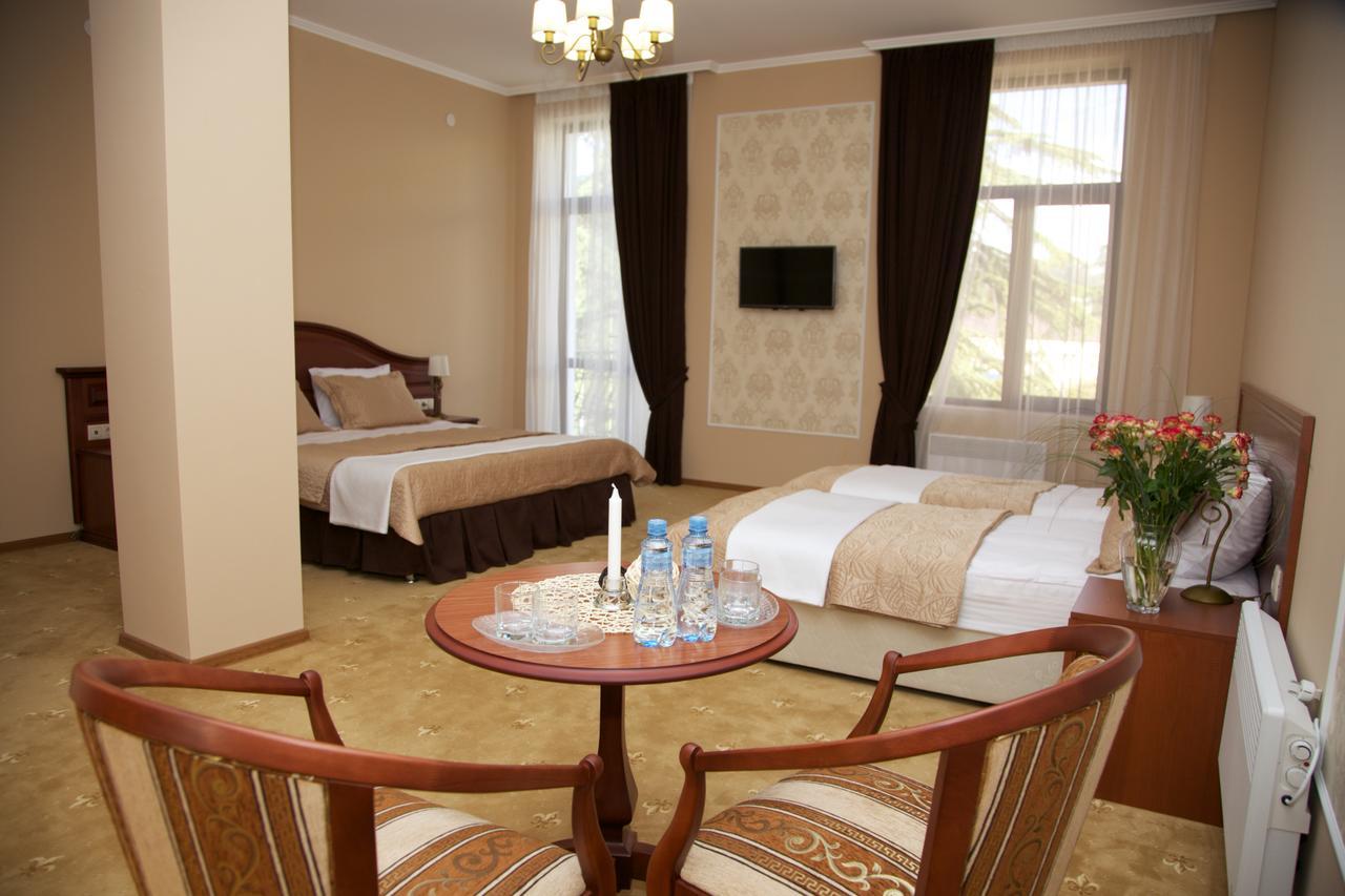Dioskuria Hotel Suchumi Exteriér fotografie