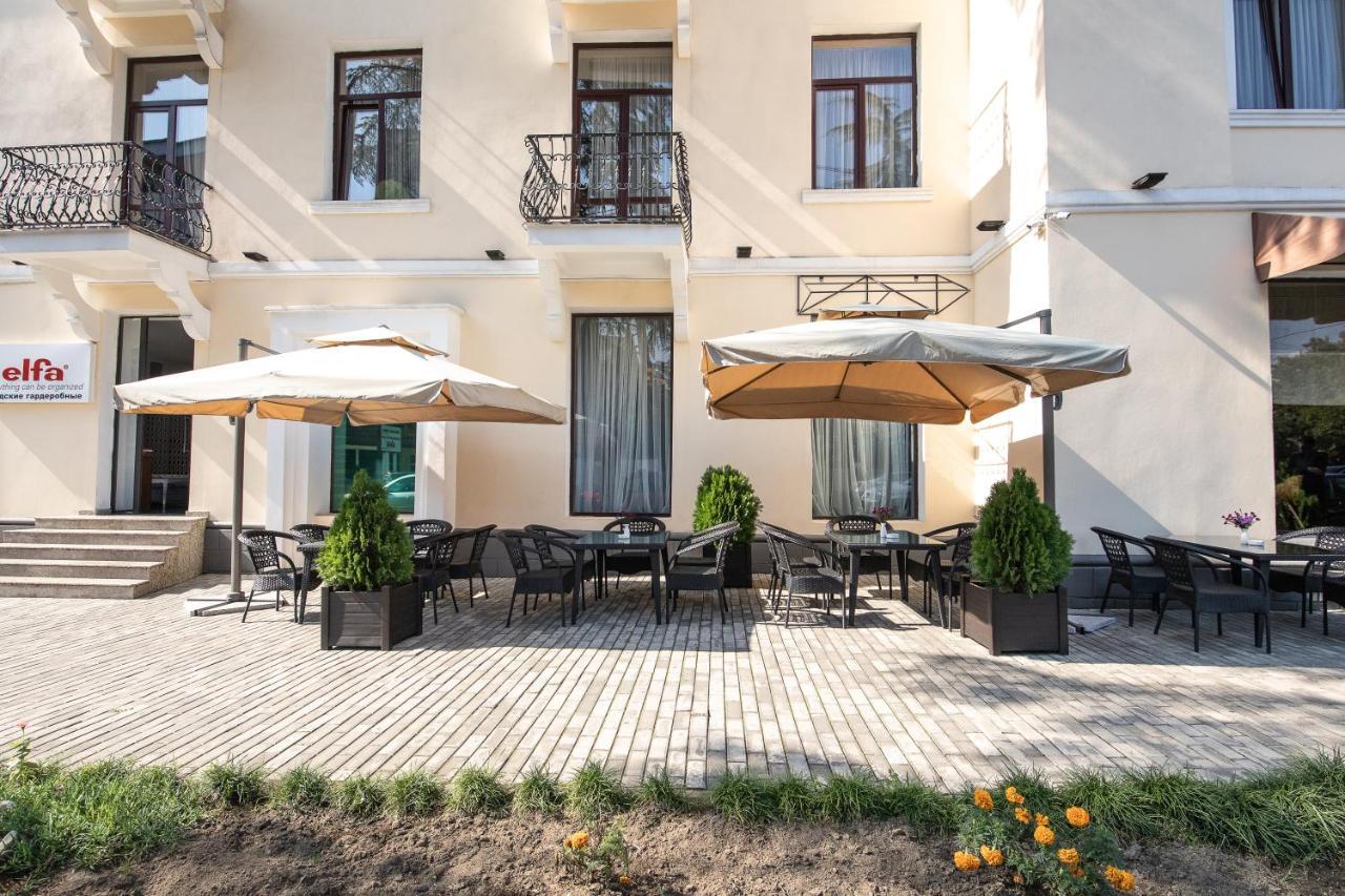 Dioskuria Hotel Suchumi Exteriér fotografie